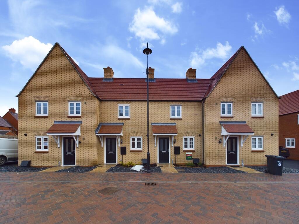 2 bed Mid Terraced House for rent in . From Towcester Homes - Towcester