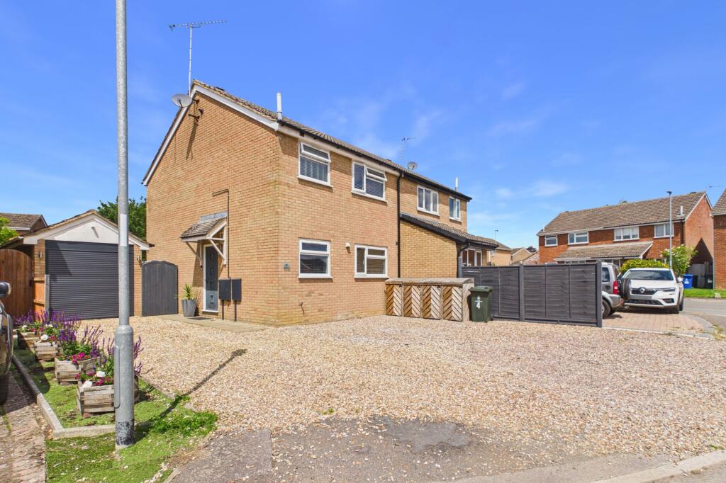 3 bed Semi Detached for rent in Towcester. From Towcester Homes - Towcester