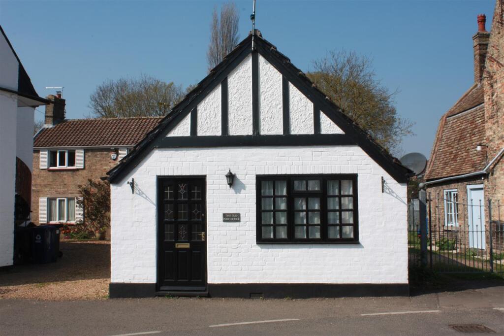 1 bed Bungalow for rent in Houghton. From Parker Properties - St Ives