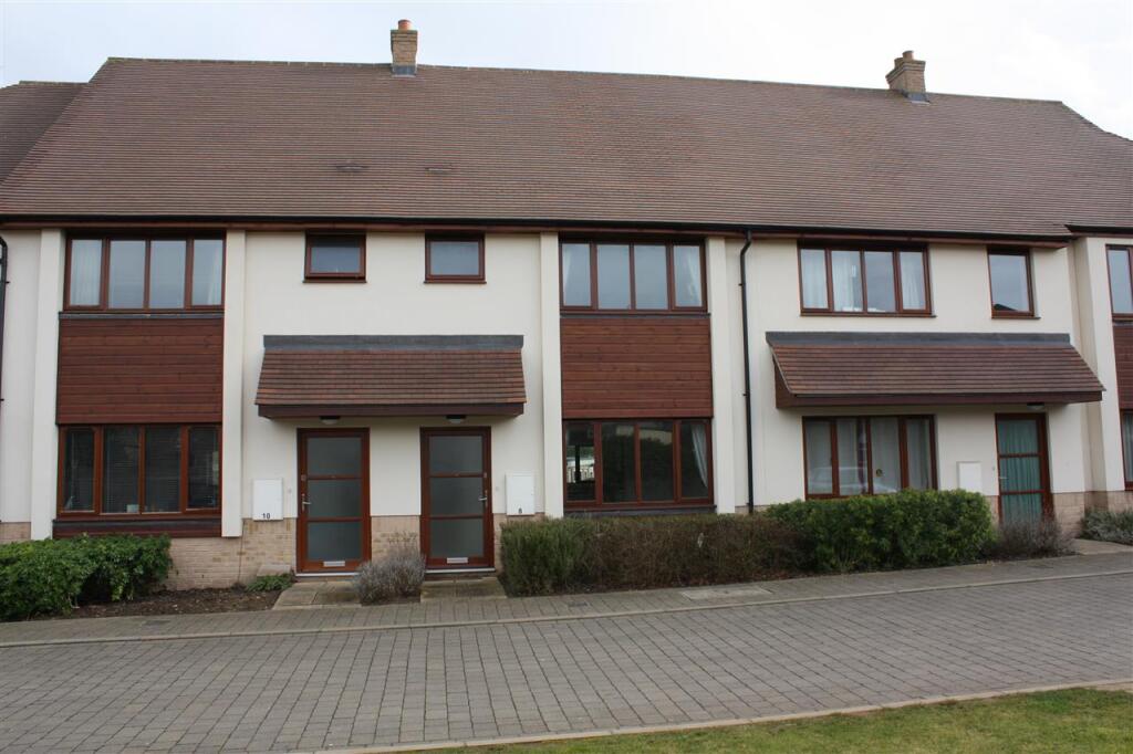 3 bed Mid Terraced House for rent in Brampton. From Parker Properties - St Ives