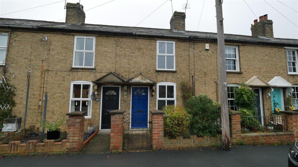 2 bed Mid Terraced House for rent in St Ives. From Parker Properties - St Ives