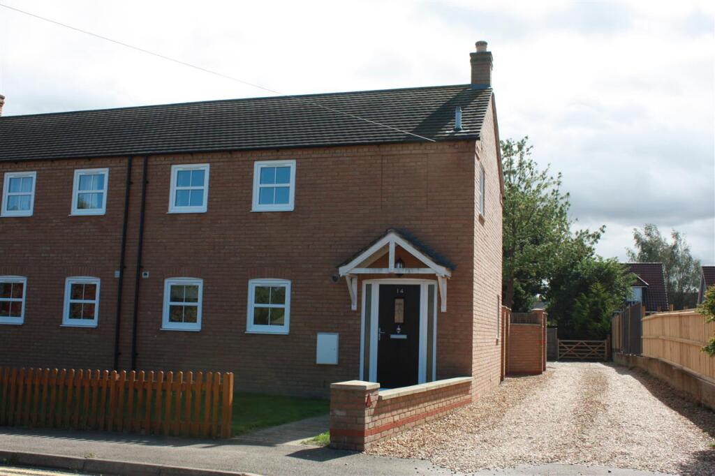 2 bed Semi Detached for rent in Earith. From Parker Properties - St Ives
