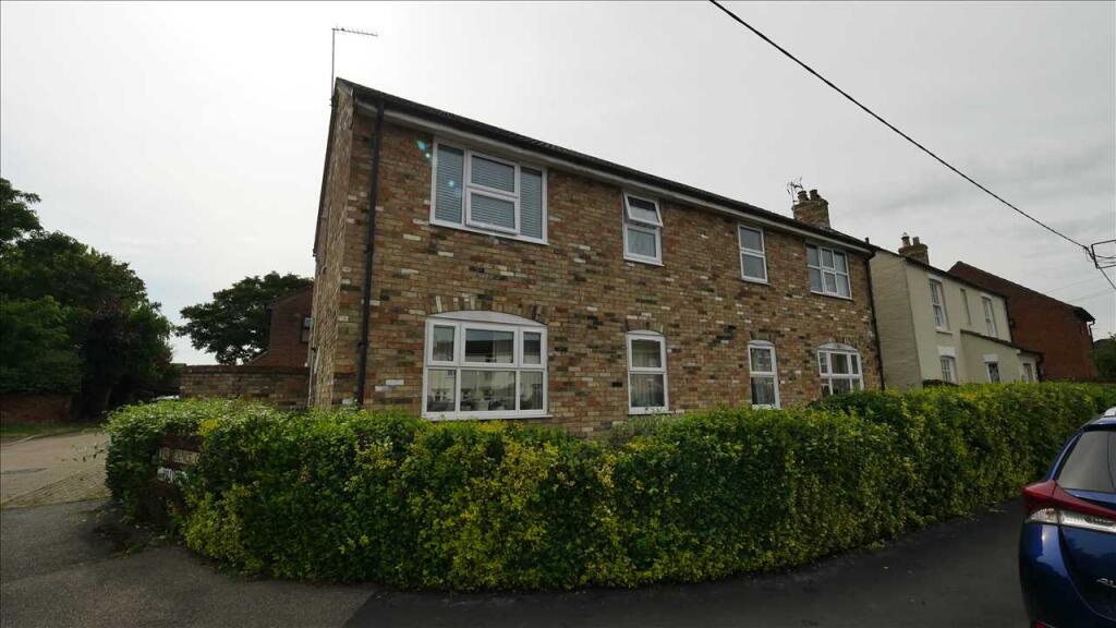 1 bed 1st Floor Flat for rent in Somersham. From Parker Properties - St Ives 1 bed 1st Floor Flat for rent in Somersham. From Parker Properties - St Ives
