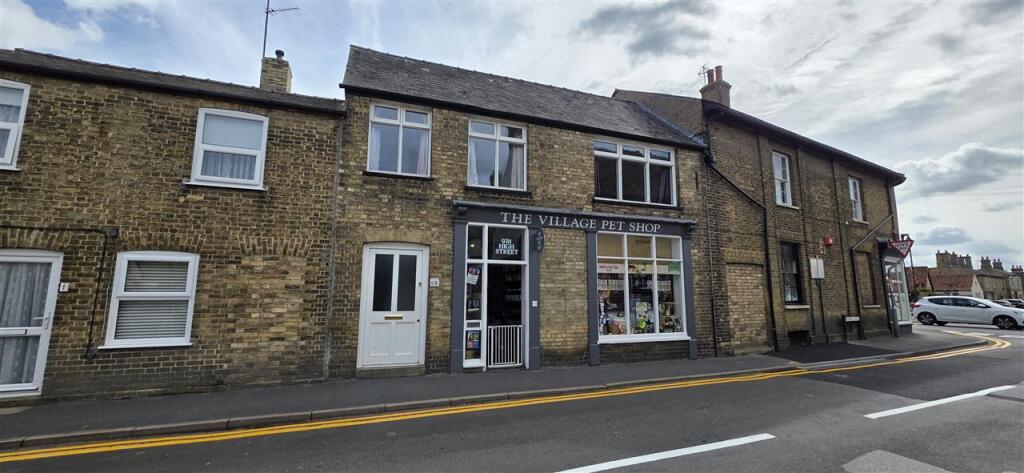2 bed 1st Floor Flat for rent in Somersham. From Parker Properties - St Ives 2 bed 1st Floor Flat for rent in Somersham. From Parker Properties - St Ives