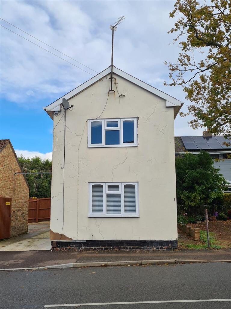 4 bed Detached for rent in Fenstanton. From Parker Properties - St Ives