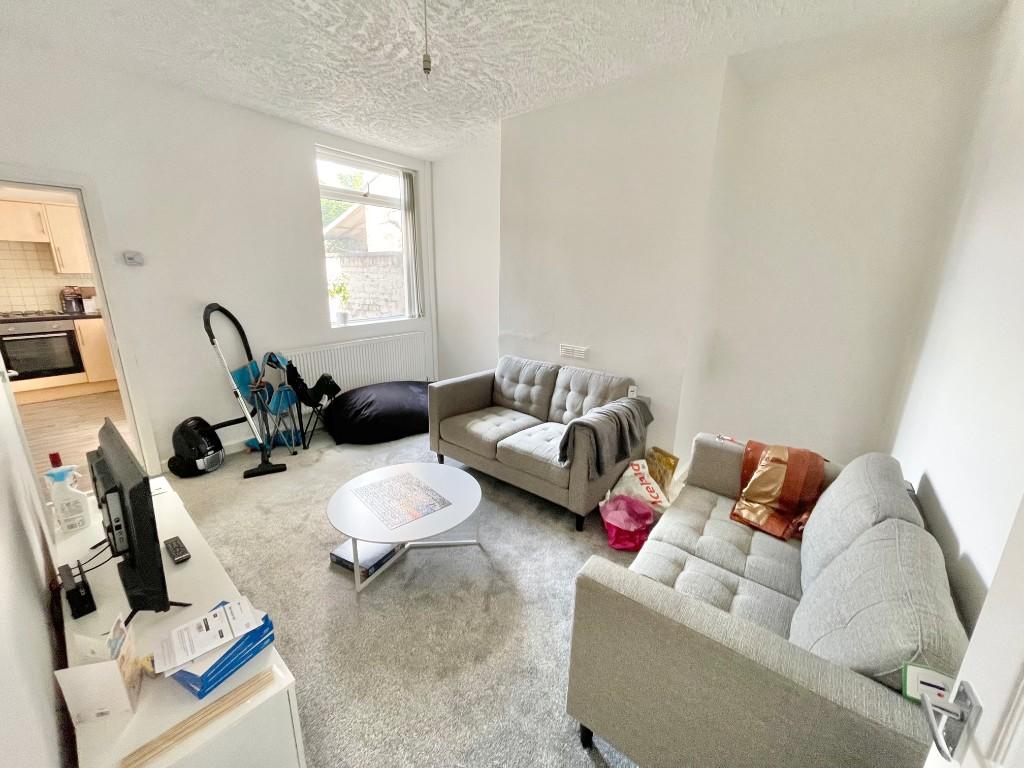3 bed Mid Terraced House for rent in Charlestown. From The Property Man - Sale
