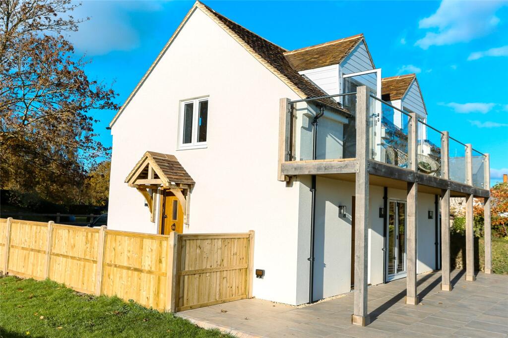 1 bed Apartment for rent in Dinton. From Parkers Estate Agents - Chinnor