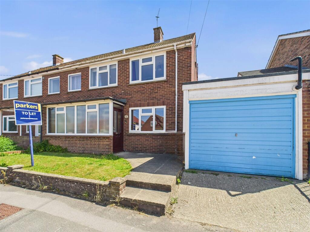 3 bed Semi Detached for rent in Chinnor. From Parkers Estate Agents - Chinnor