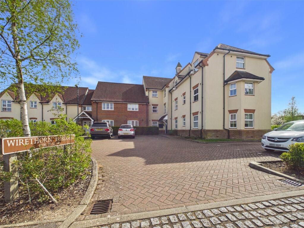 2 bed Apartment for rent in Haddenham. From Parkers Estate Agents - Chinnor