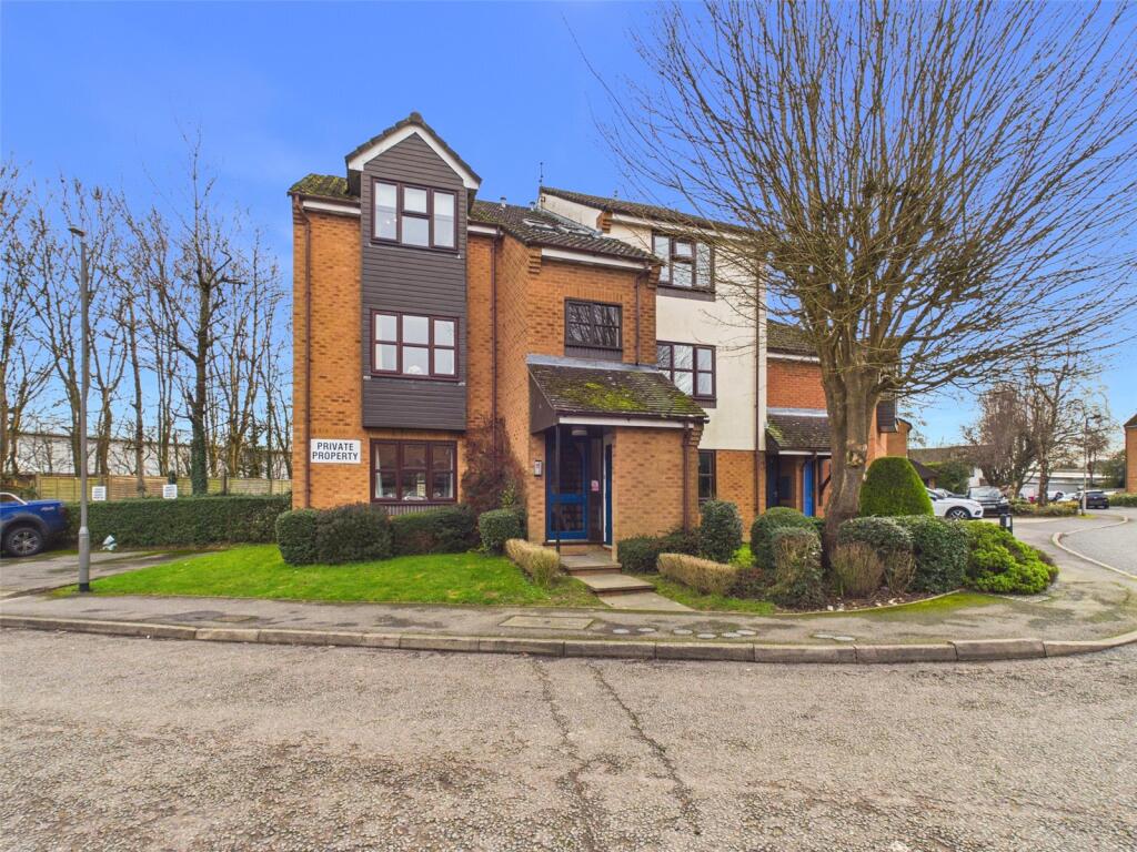 2 bed Apartment for rent in Stokenchurch. From Parkers Estate Agents - Chinnor 2 bed Apartment for rent in Stokenchurch. From Parkers Estate Agents - Chinnor