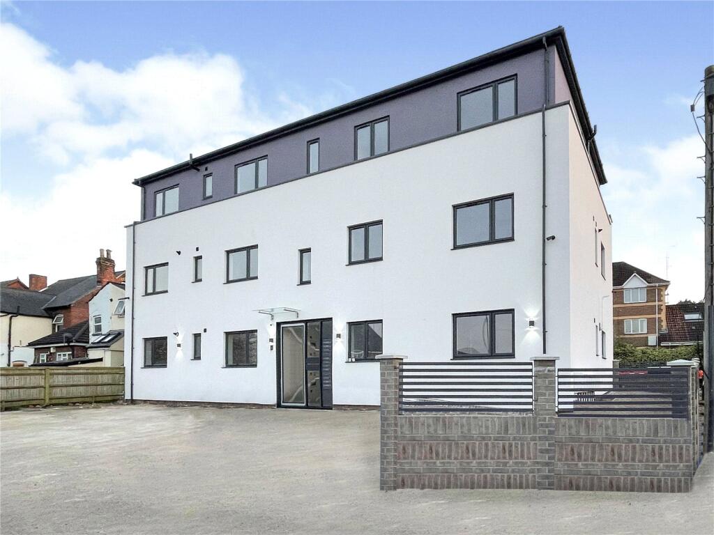 2 bed Apartment for rent in Reading. From Parkers Estate Agents - Covering West Berkshire and Hampshire 2 bed Apartment for rent in Reading. From Parkers Estate Agents - Covering West Berkshire and Hampshire