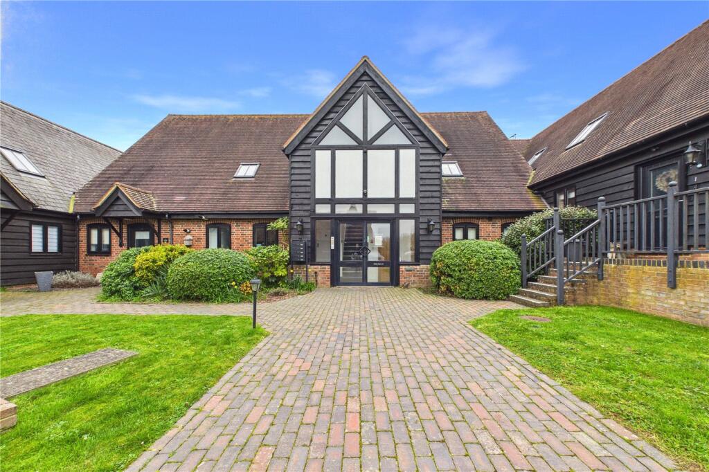 2 bed Apartment for rent in Tadley. From Parkers Estate Agents - Covering West Berkshire and Hampshire 2 bed Apartment for rent in Tadley. From Parkers Estate Agents - Covering West Berkshire and Hampshire