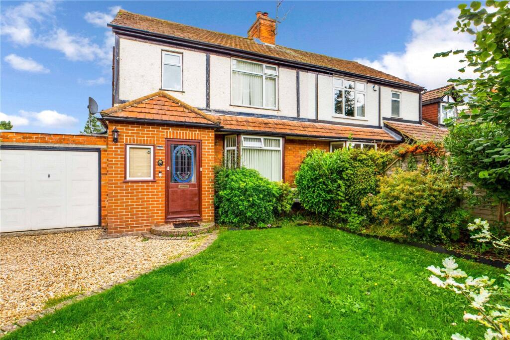 3 bed Semi Detached for rent in Sulham. From Parkers Estate Agents - Covering West Berkshire and Hampshire