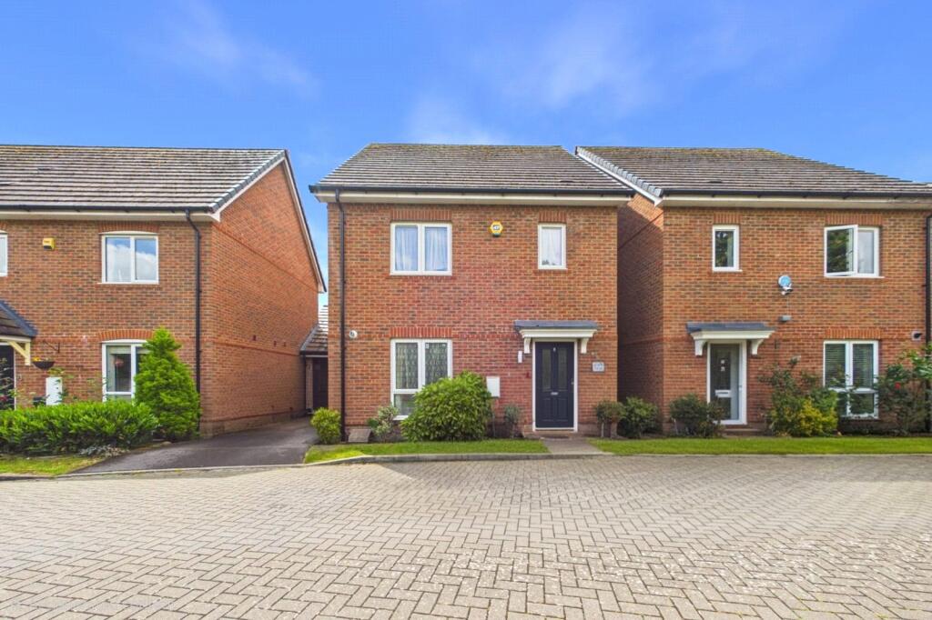 4 bed Detached for rent in Ryeish Green. From Parkers Estate Agents - Covering West Berkshire and Hampshire 4 bed Detached for rent in Ryeish Green. From Parkers Estate Agents - Covering West Berkshire and Hampshire