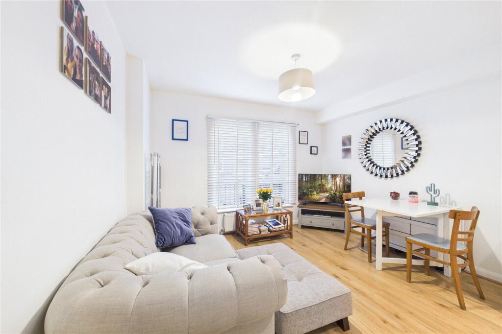 1 bed Apartment for rent in Theale. From Parkers Estate Agents - Covering West Berkshire and Hampshire
