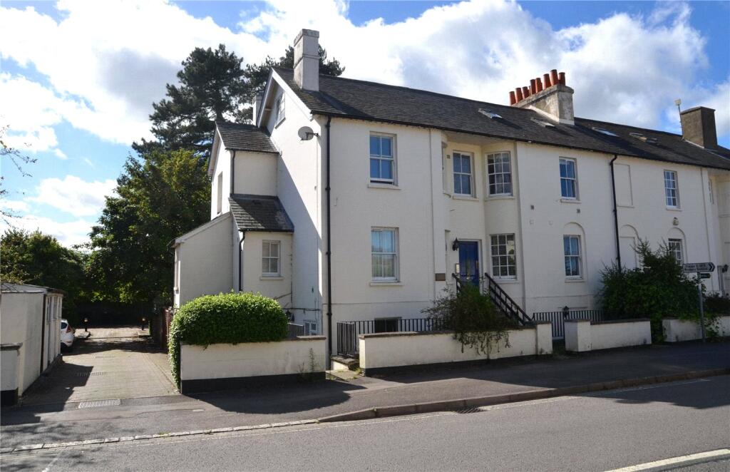 1 bed Apartment for rent in Theale. From Parkers Estate Agents - Covering West Berkshire and Hampshire