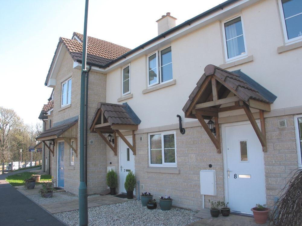 2 bed Mid Terraced House for rent in Nailsworth. From Parkers Estate Agents - Stroud