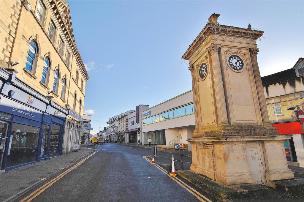 2 bed Apartment for rent in Stroud. From Parkers Estate Agents - Stroud 2 bed Apartment for rent in Stroud. From Parkers Estate Agents - Stroud