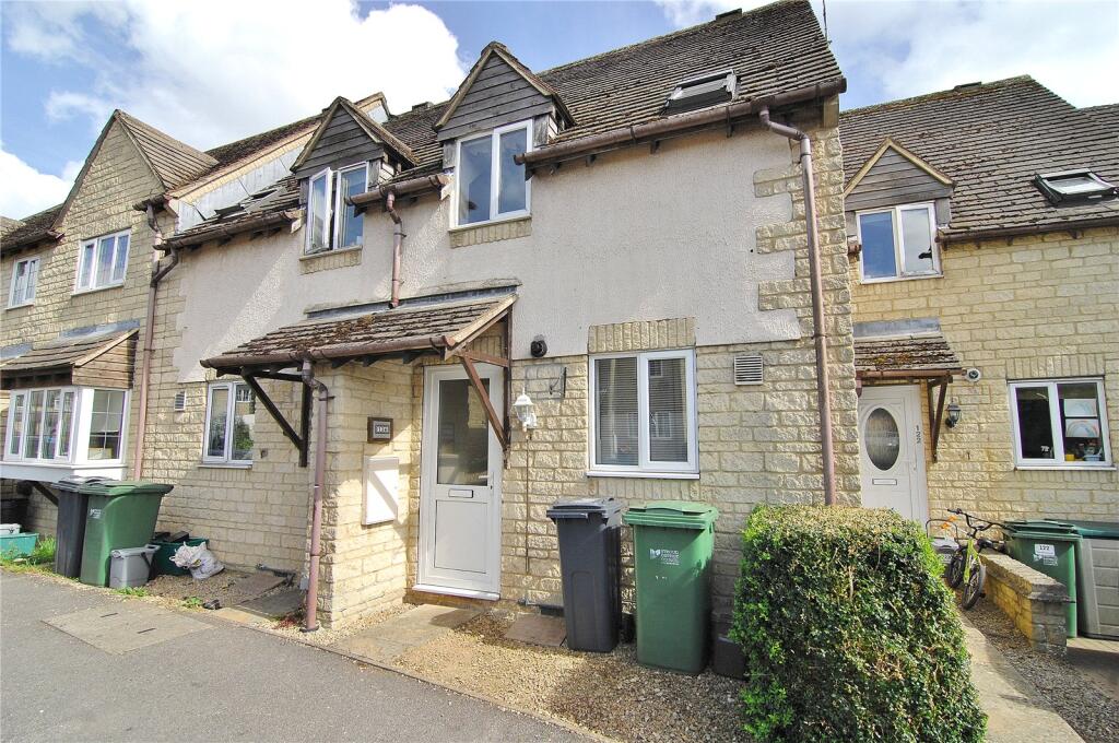 2 bed Mid Terraced House for rent in Eastcombe. From Parkers Estate Agents - Stroud