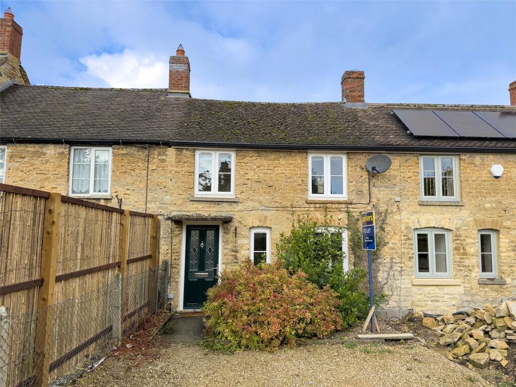 2 bed Mid Terraced House for rent in Carterton. From Parkers Estate Agents - Witney 2 bed Mid Terraced House for rent in Carterton. From Parkers Estate Agents - Witney
