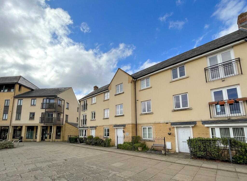 2 bed Apartment for rent in Carterton. From Parkers Estate Agents - Witney