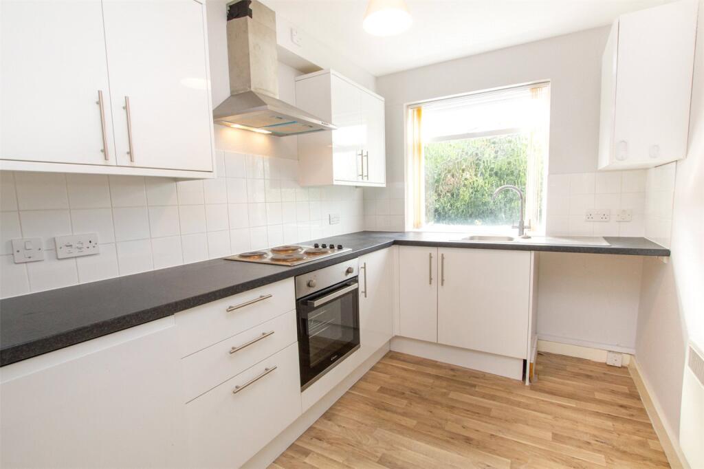 1 bed Apartment for rent in Witney. From Parkers Estate Agents - Witney