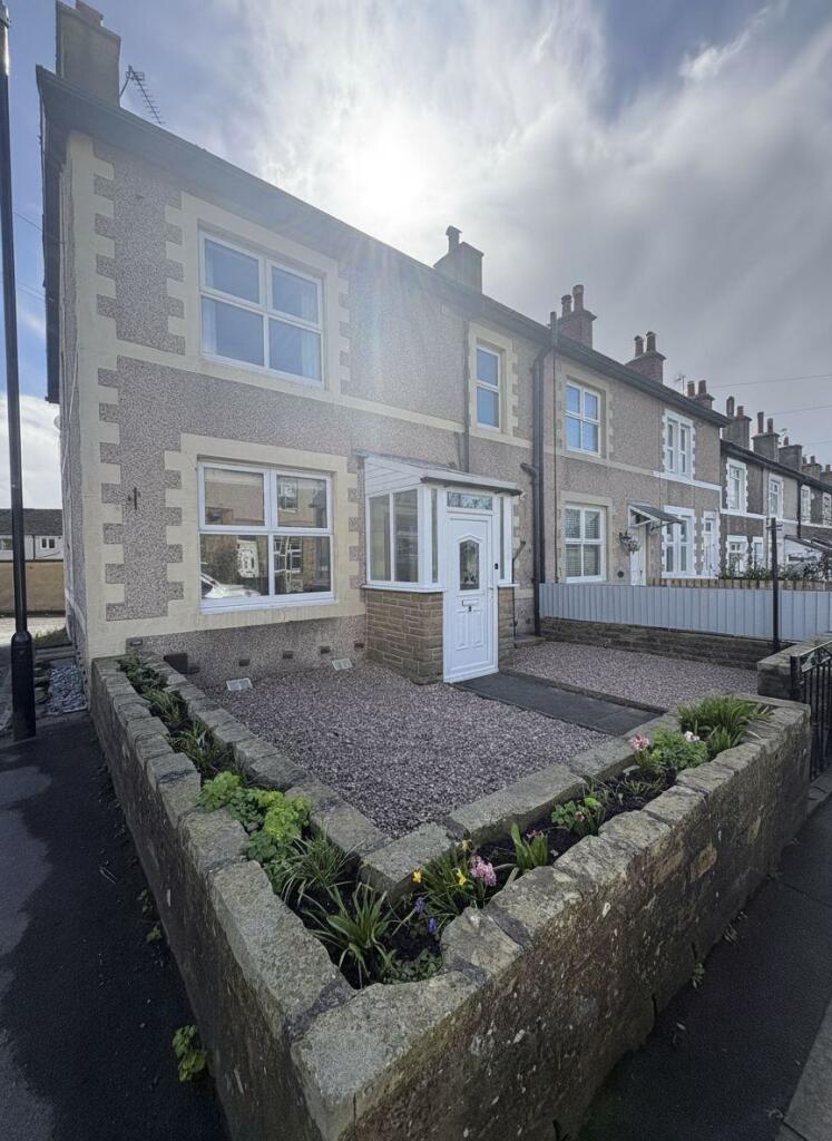 1 bed Mid Terraced House for rent in Guiseley. From Parkes & Co - Otley