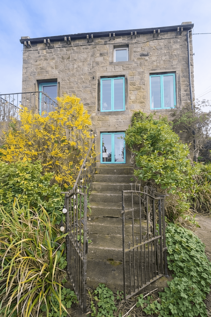 3 bed Detached for rent in Askwith. From Parkes & Co - Otley 3 bed Detached for rent in Askwith. From Parkes & Co - Otley