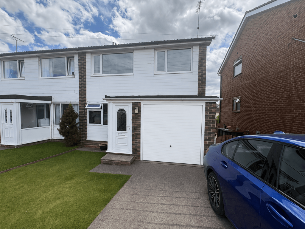 3 bed Semi Detached for rent in Otley. From Parkes & Co - Otley 3 bed Semi Detached for rent in Otley. From Parkes & Co - Otley