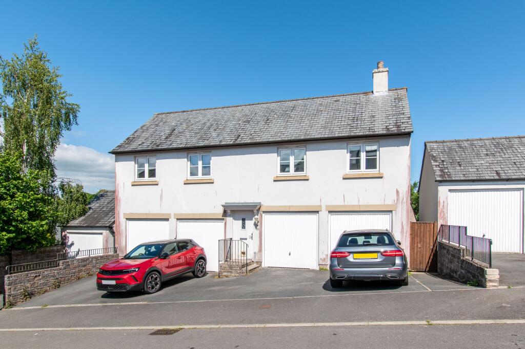 2 bed Coach House for rent in Liskeard. From Parkes & Pearn - Liskeard