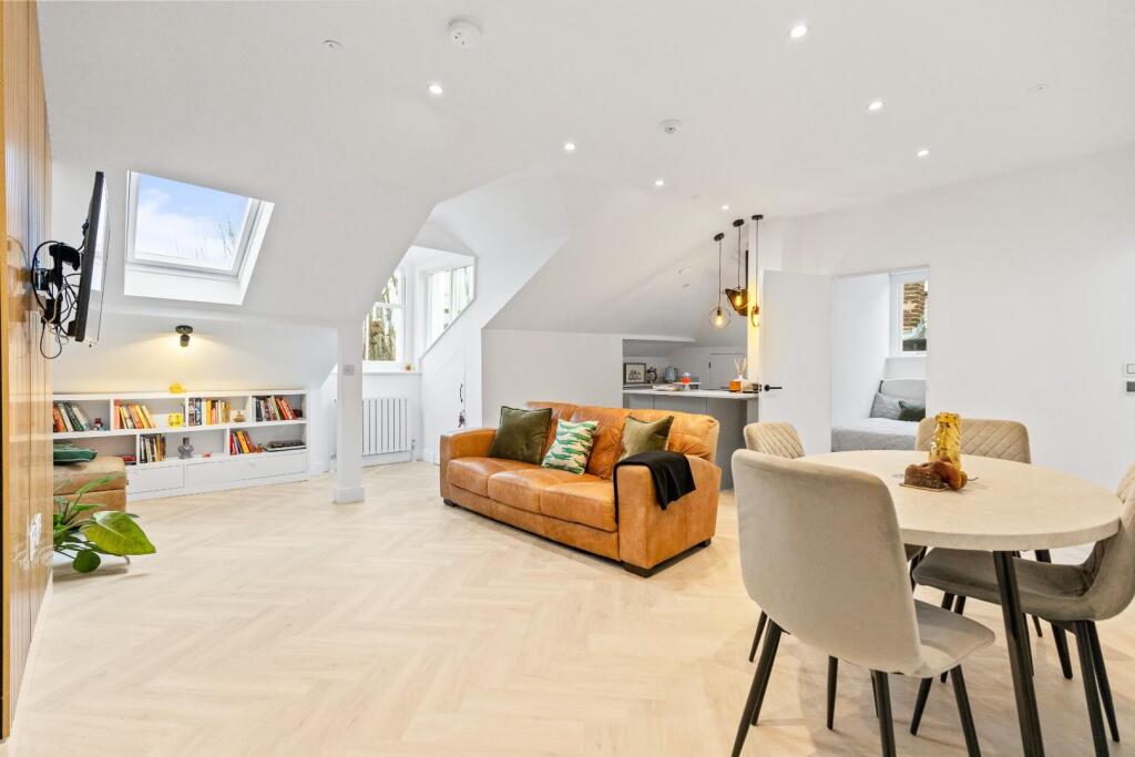 1 bed 1st Floor Flat for rent in Hampstead. From Parkheath - Belsize Park 1 bed 1st Floor Flat for rent in Hampstead. From Parkheath - Belsize Park