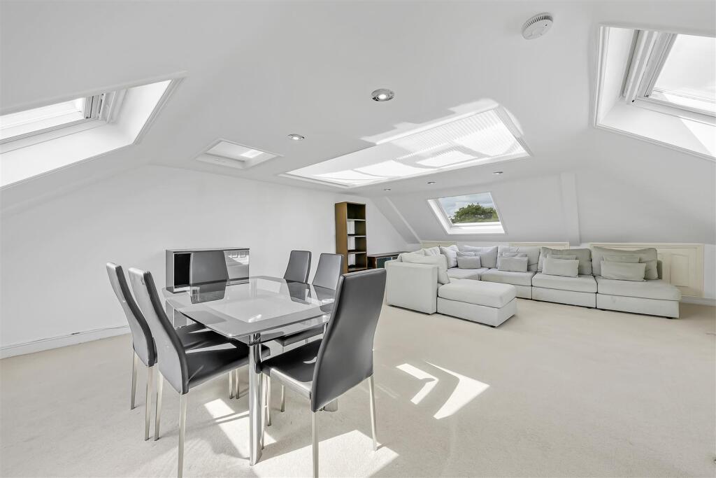 3 bed Apartment for rent in Hampstead. From Parkheath - Belsize Park 3 bed Apartment for rent in Hampstead. From Parkheath - Belsize Park