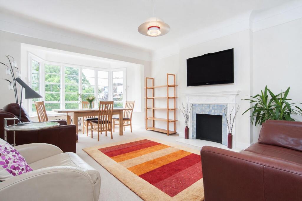2 bed 1st Floor Flat for rent in Hampstead. From Parkheath - Belsize Park