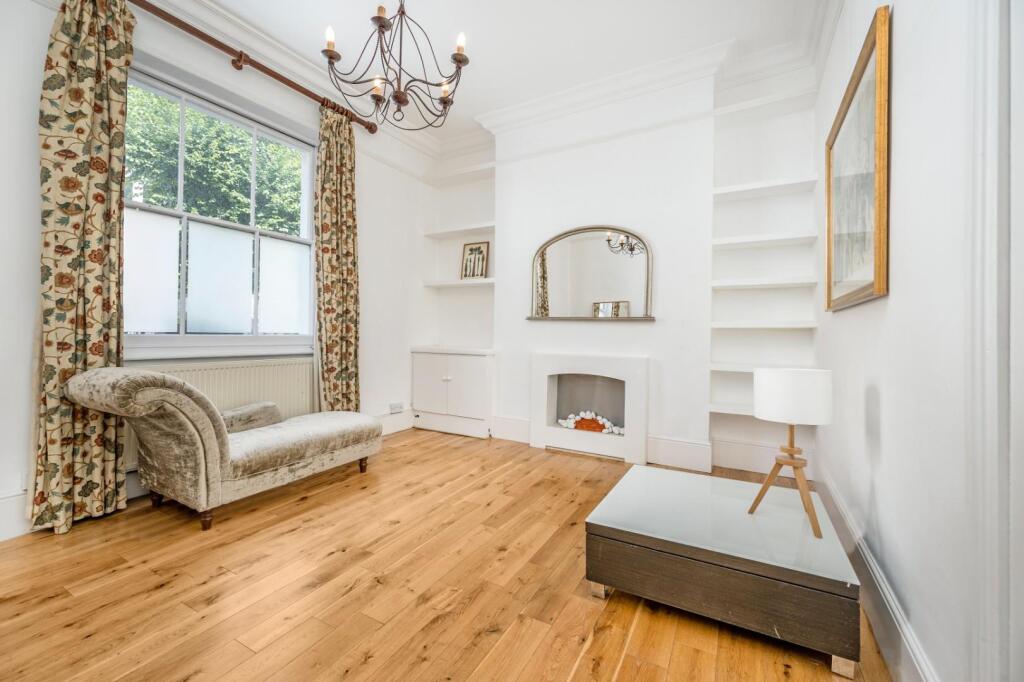 2 bed 1st Floor Flat for rent in Hampstead. From Parkheath - Belsize Park
