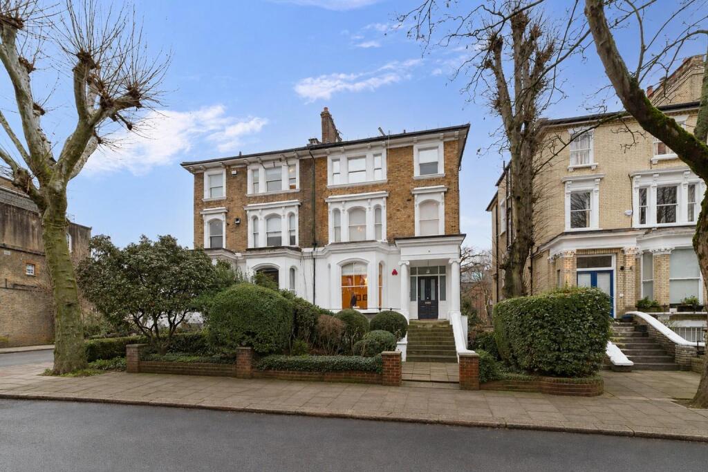 1 bed 1st Floor Flat for rent in Hampstead. From Parkheath - Belsize Park
