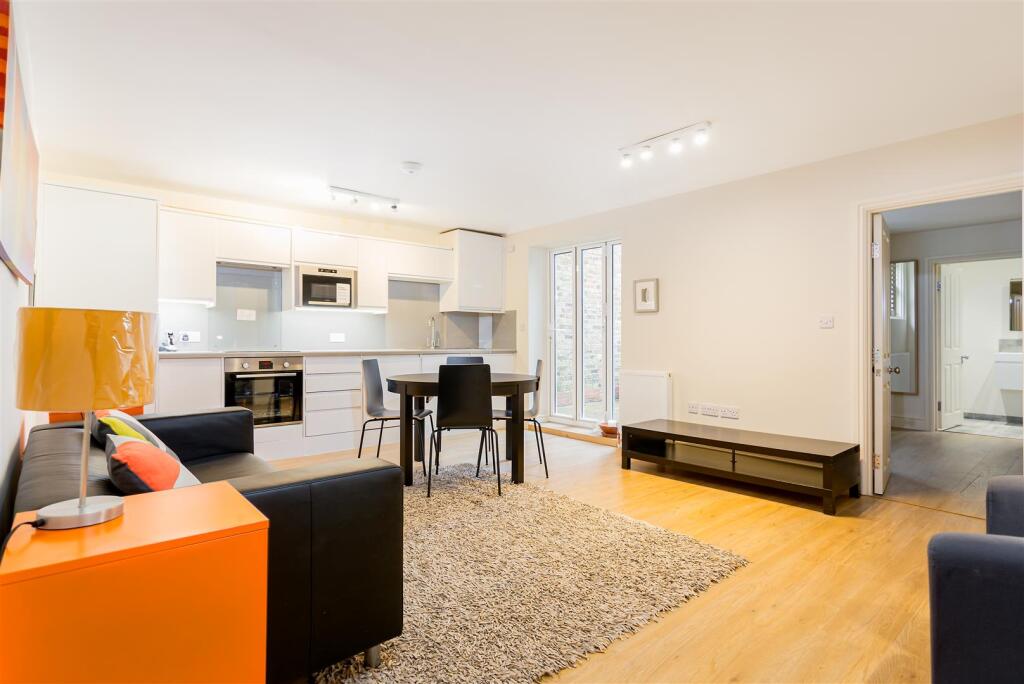 2 bed 1st Floor Flat for rent in Hampstead. From Parkheath - West Hampstead