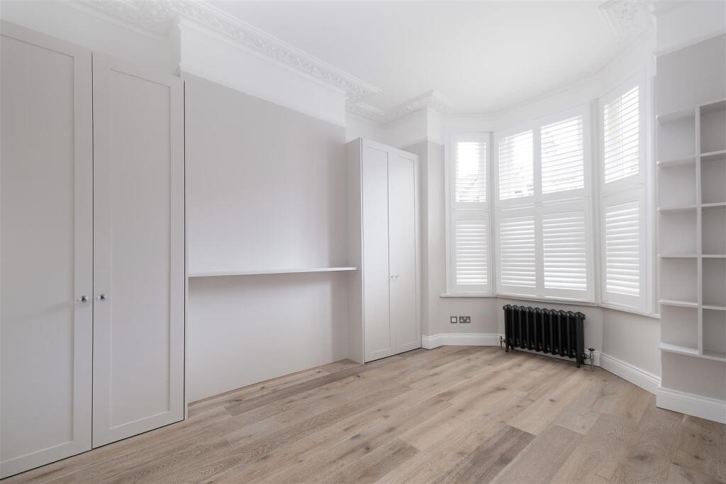 1 bed 1st Floor Flat for rent in Willesden. From Parkheath - West Hampstead