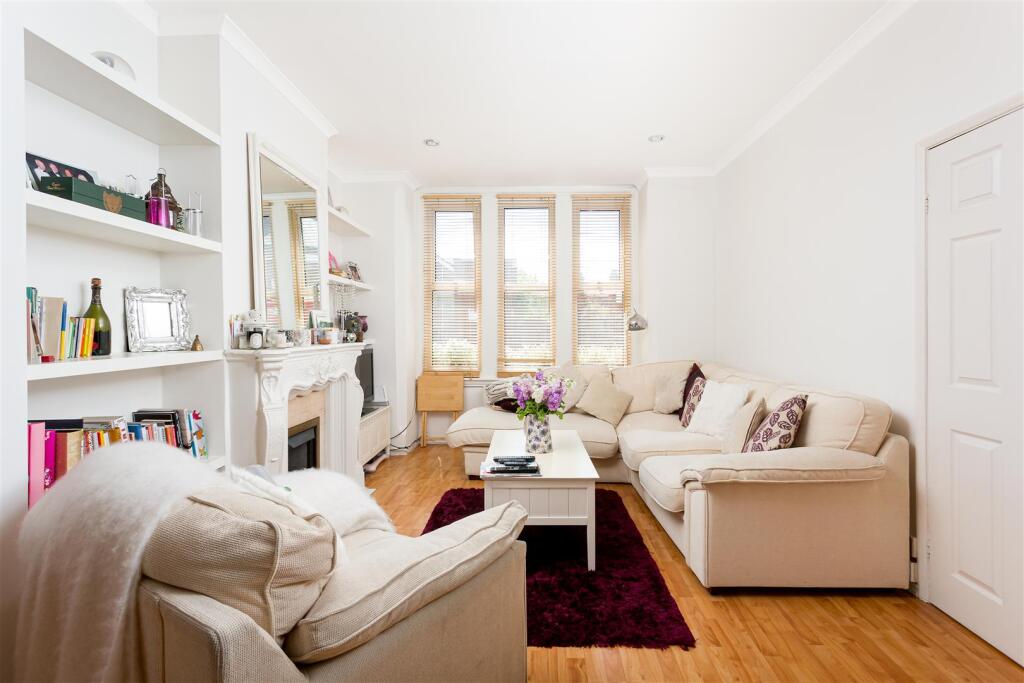1 bed 1st Floor Flat for rent in Willesden. From Parkheath - West Hampstead