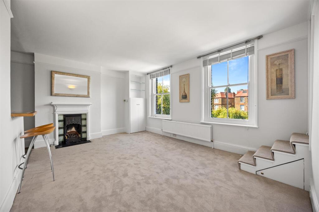 1 bed 1st Floor Flat for rent in Hampstead. From Parkheath - West Hampstead