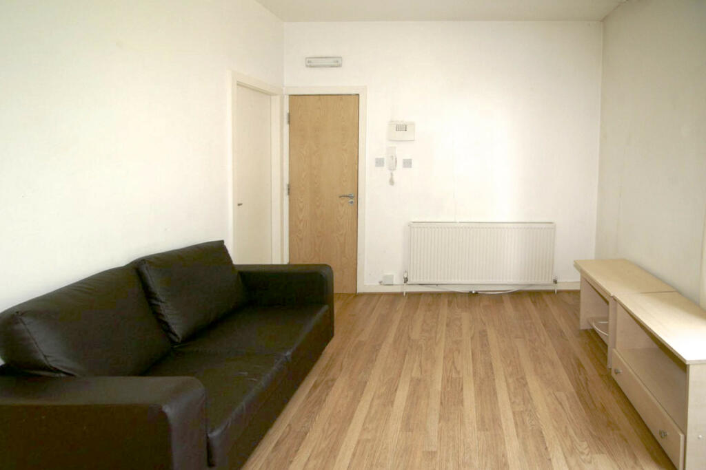 1 bed 1st Floor Flat for rent in Leeds. From Parklane - Headingley 1 bed 1st Floor Flat for rent in Leeds. From Parklane - Headingley