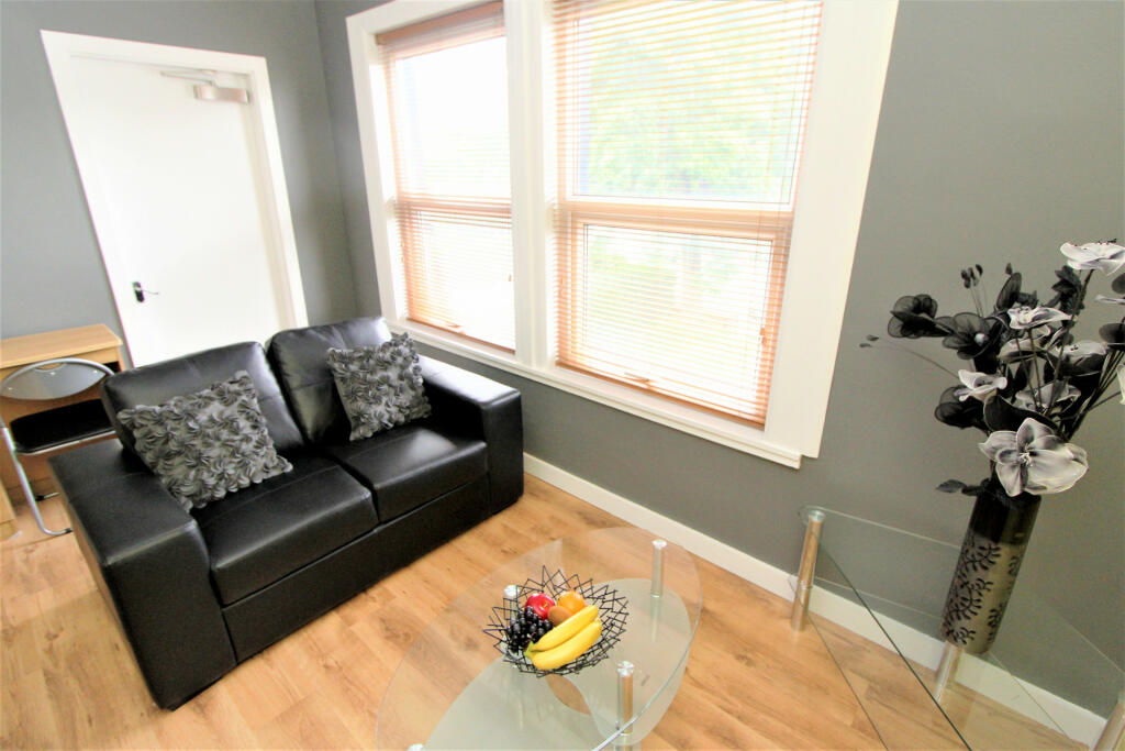 1 bed 1st Floor Flat for rent in Leeds. From Parklane - Headingley