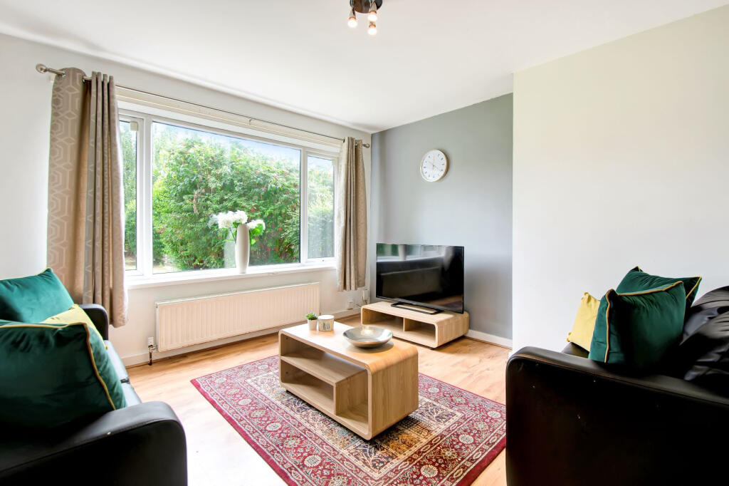 4 bed Detached for rent in Leeds. From Parklane - Headingley 4 bed Detached for rent in Leeds. From Parklane - Headingley