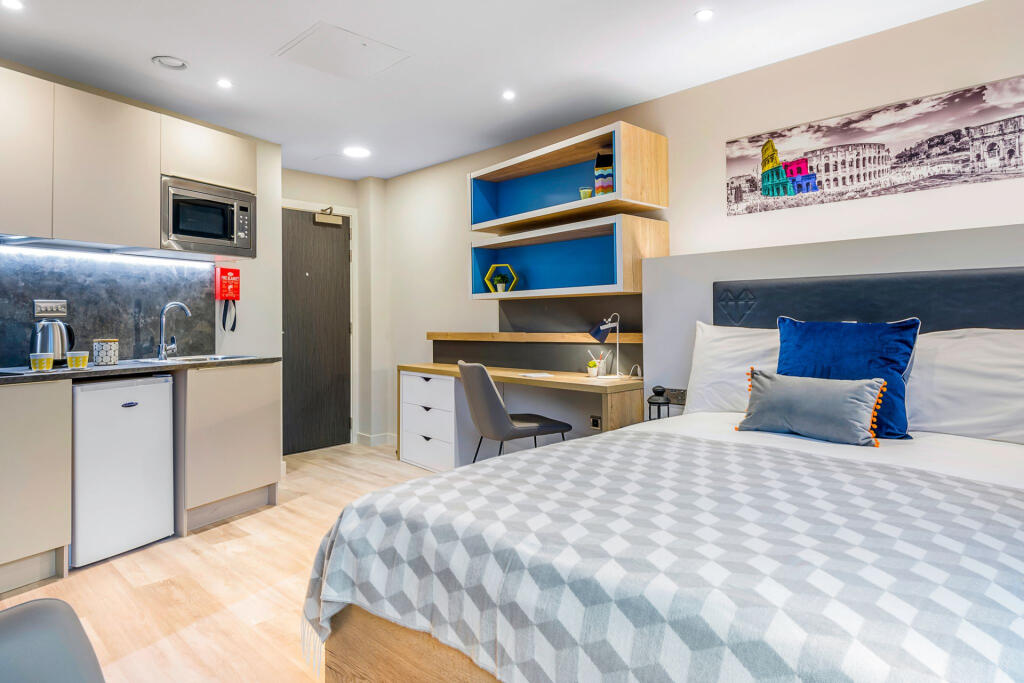 1 bed Private Halls for rent in Lincoln. From Parklane - Headingley 1 bed Private Halls for rent in Lincoln. From Parklane - Headingley