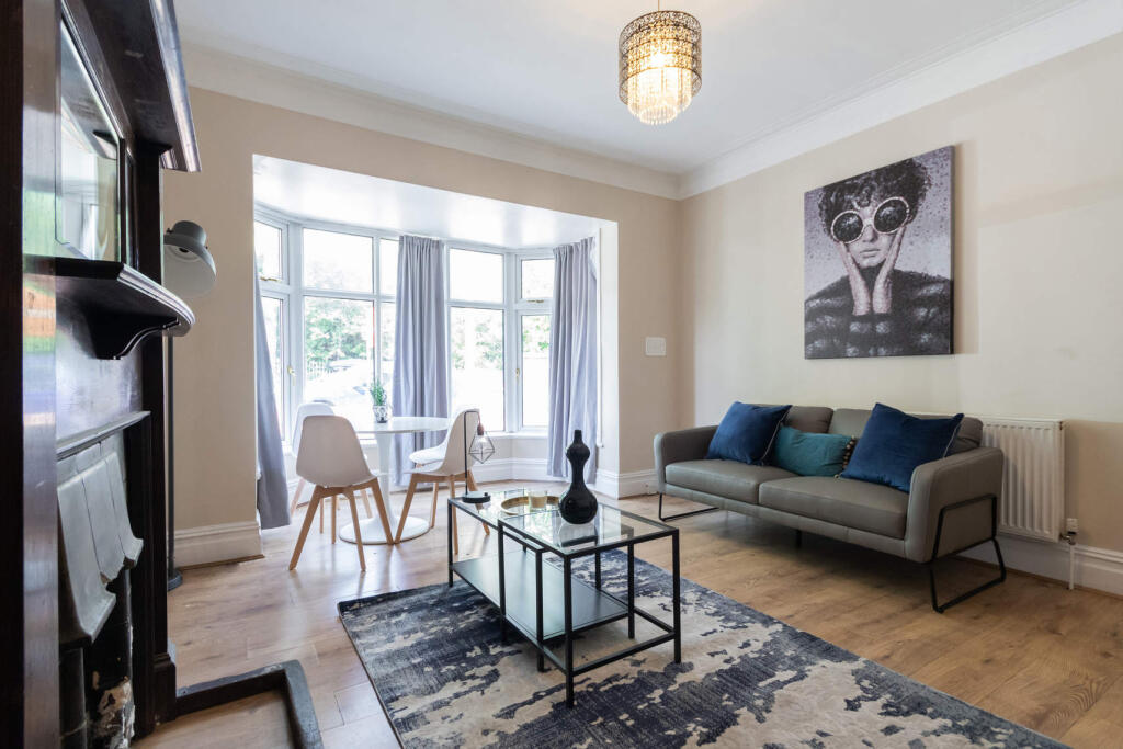 2 bed 1st Floor Flat for rent in Leeds. From Parklane - Headingley 2 bed 1st Floor Flat for rent in Leeds. From Parklane - Headingley