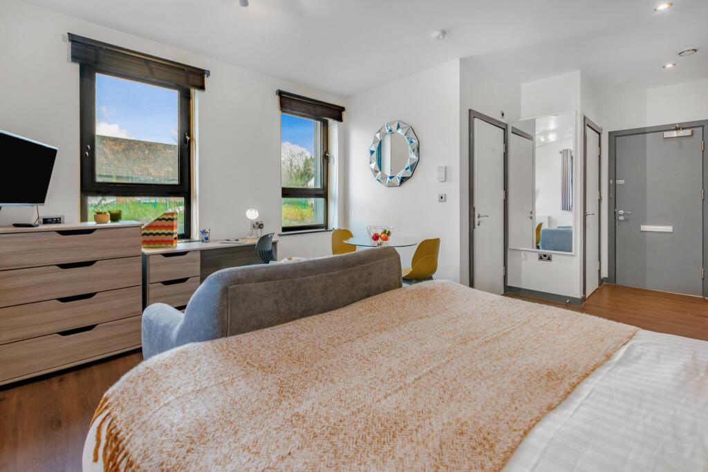 1 bed 1st Floor Flat for rent in Leeds. From Parklane - Headingley 1 bed 1st Floor Flat for rent in Leeds. From Parklane - Headingley