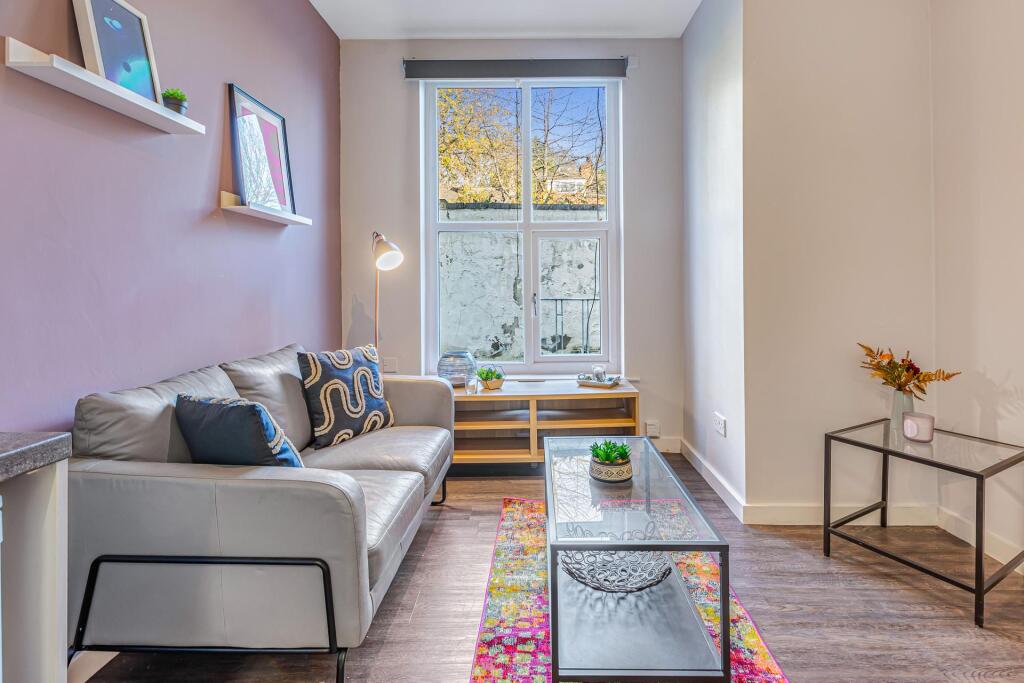 1 bed 1st Floor Flat for rent in Leeds. From Parklane - Headingley