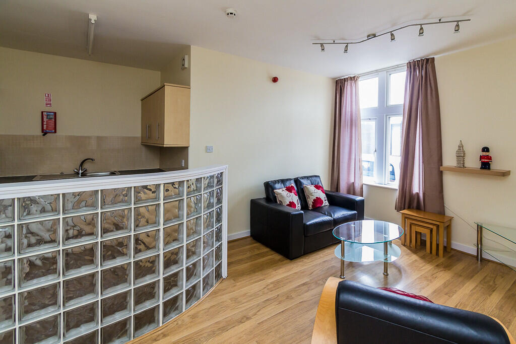 1 bed 1st Floor Flat for rent in Leeds. From Parklane - Headingley 1 bed 1st Floor Flat for rent in Leeds. From Parklane - Headingley
