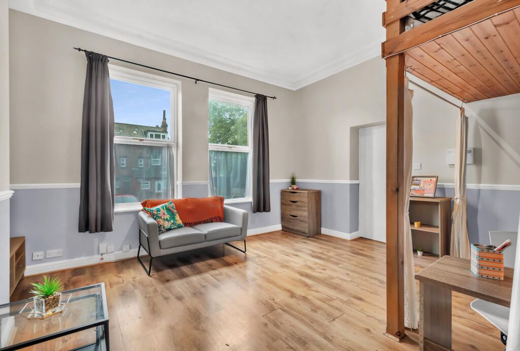 1 bed 1st Floor Flat for rent in Leeds. From Parklane - Headingley 1 bed 1st Floor Flat for rent in Leeds. From Parklane - Headingley