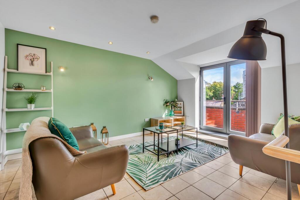 2 bed 1st Floor Flat for rent in Leeds. From Parklane - Headingley