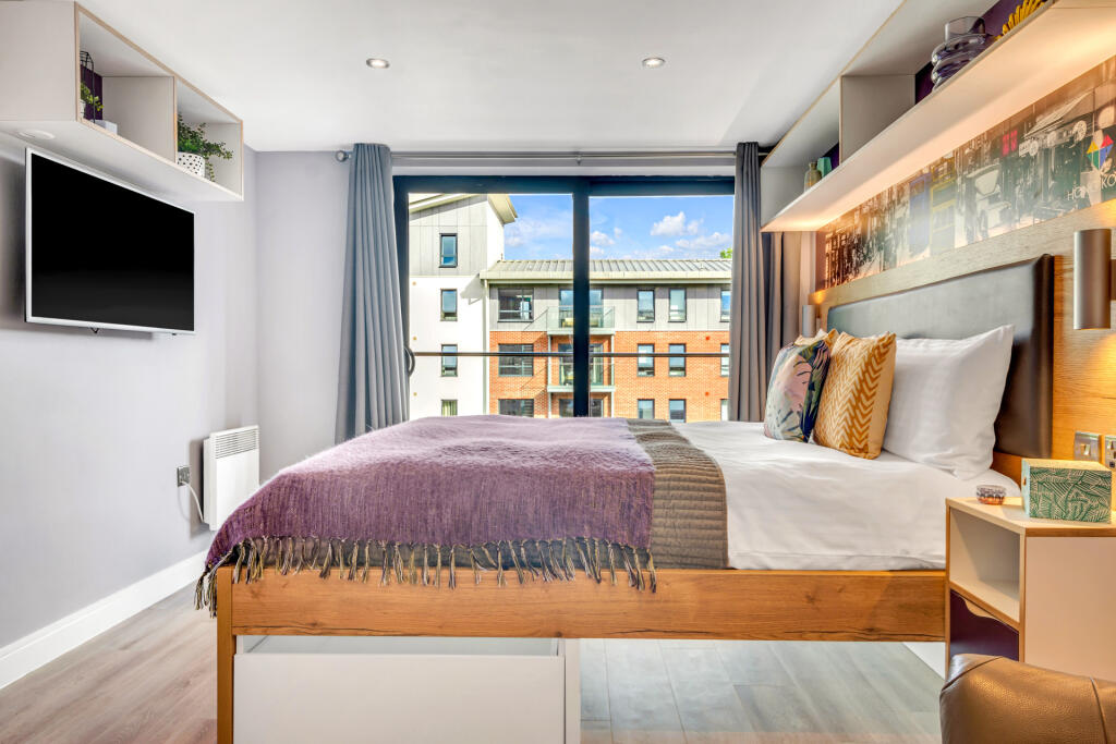 1 bed Private Halls for rent in Leeds. From Parklane - Headingley 1 bed Private Halls for rent in Leeds. From Parklane - Headingley